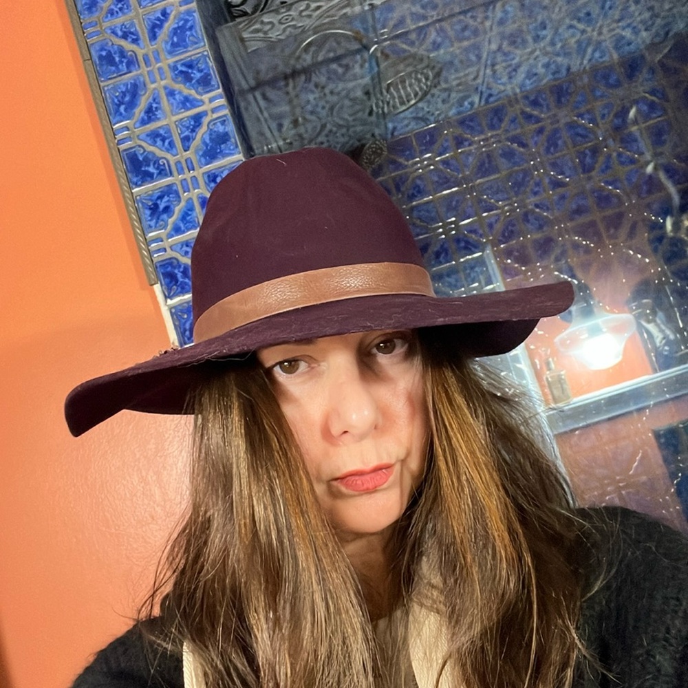 Burgundy Wool Hat 22”